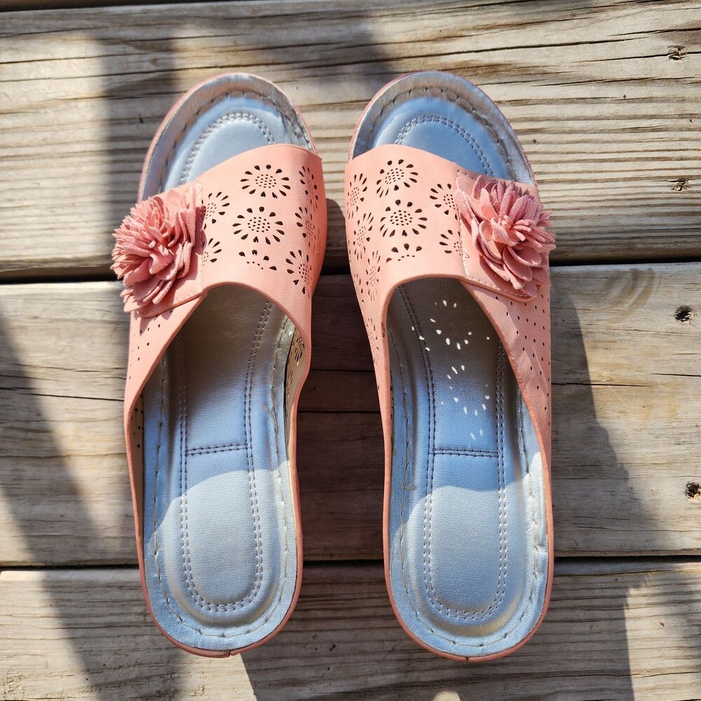 Women Peach Slippers Sz 7.5 Leather Soft Footbed Platform Flower Sandals Wedge